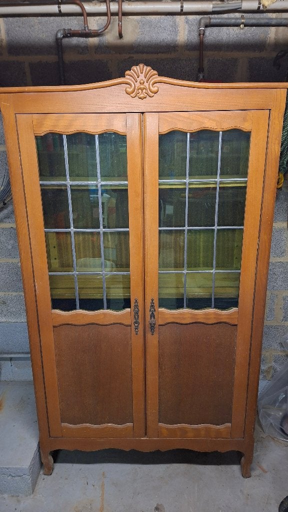Armoire avec vitraux de teinte verte à 4 étagères, 25 à 50 cm, Avec tablette(s), Comme neuf, 100 à 150 cm