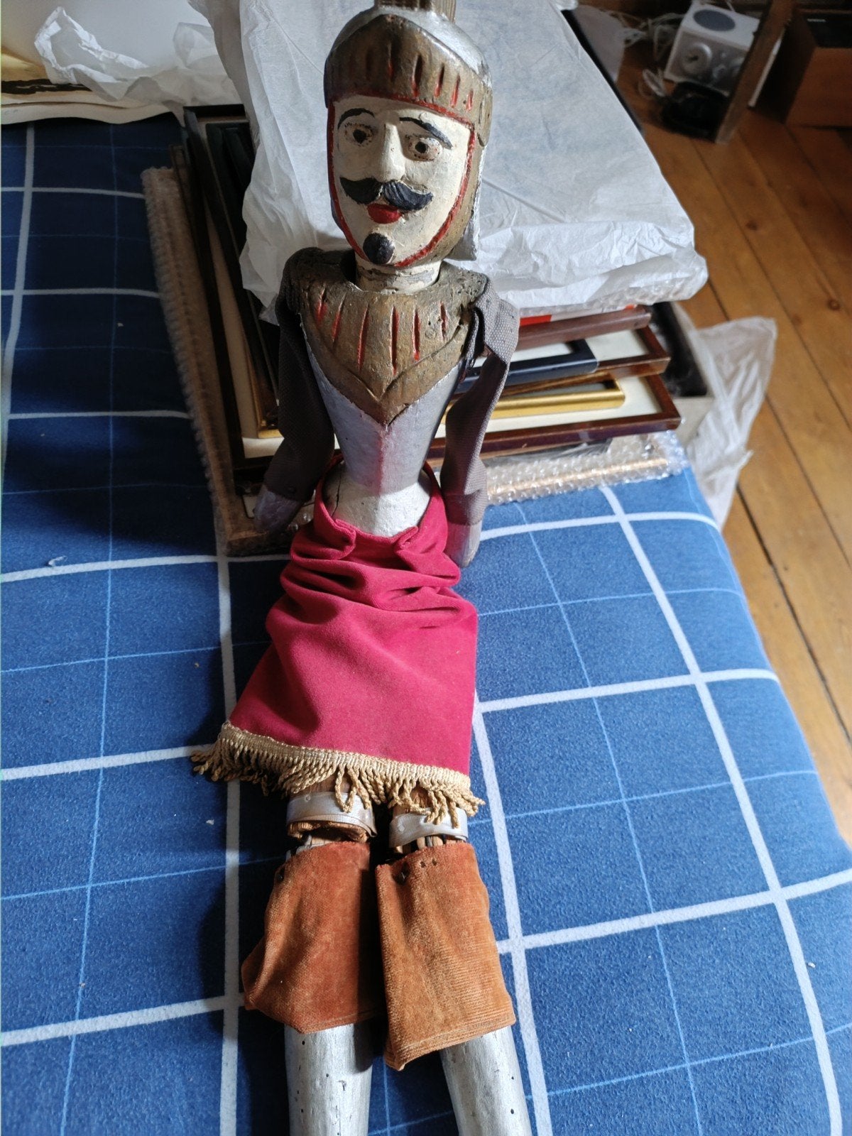 marionnette ancienne guerrier otoman, Enlèvement
