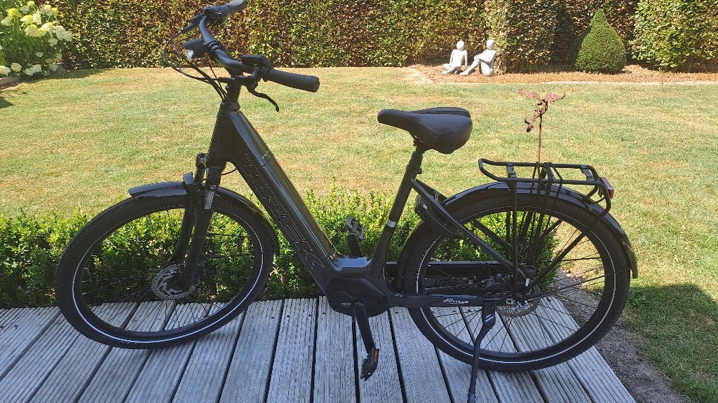 Trek e bike  District+ 3 Lowstep, Zo goed als nieuw, Minder dan 47 cm, 50 km per accu of meer, Ophalen