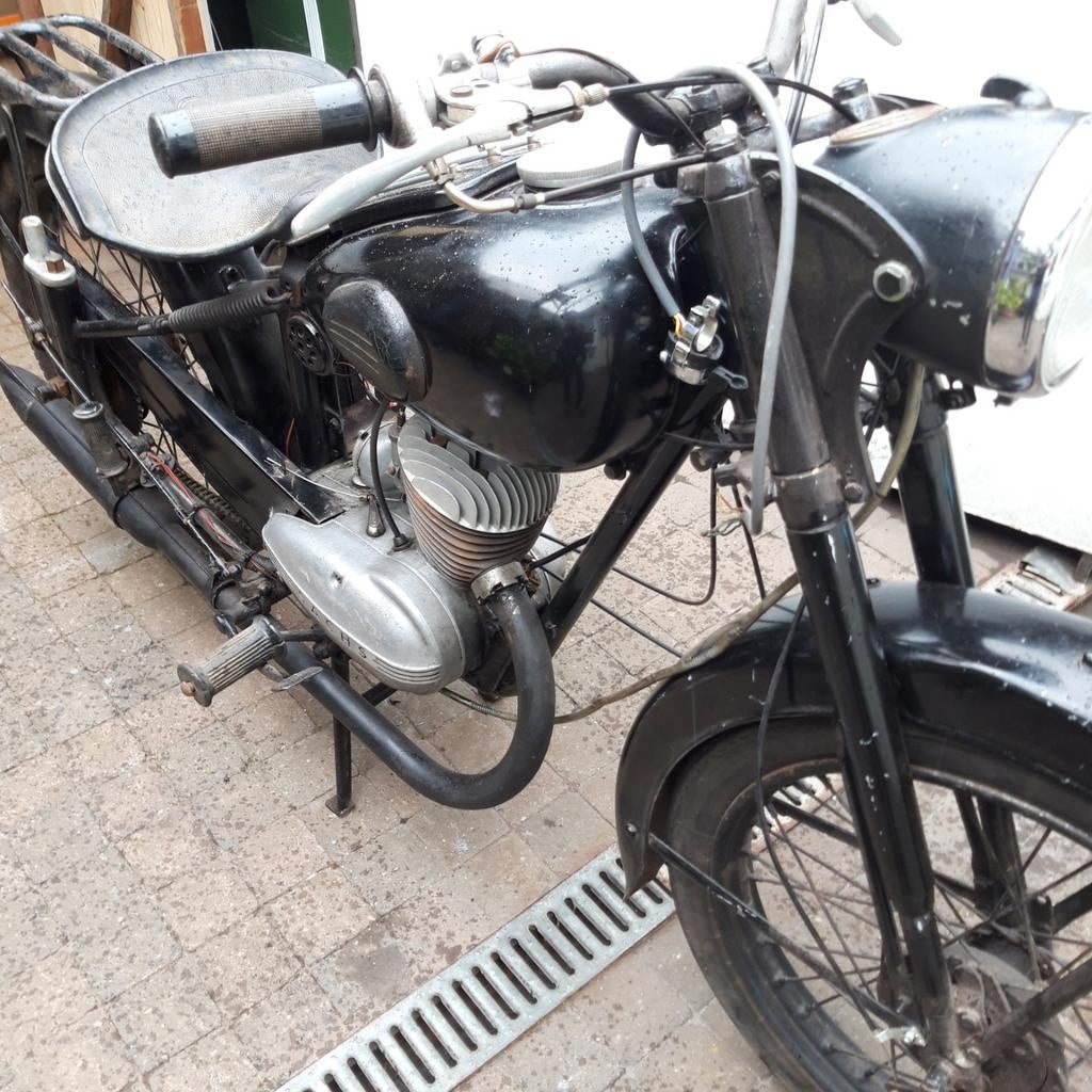 Oldtimer motoronderdelen sachs sm51 175cc, Motoren, Ophalen