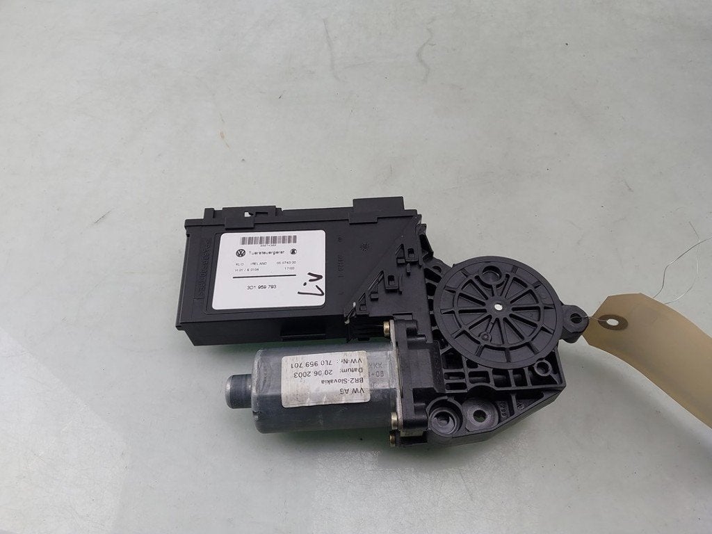 MOTEUR LEVE VITRE ELECTRIQUE Volkswagen Touareg (7LA / 7L6), Dhr. J. Ham, Volkswagen, Administratie@autoham.nl, Utilisé