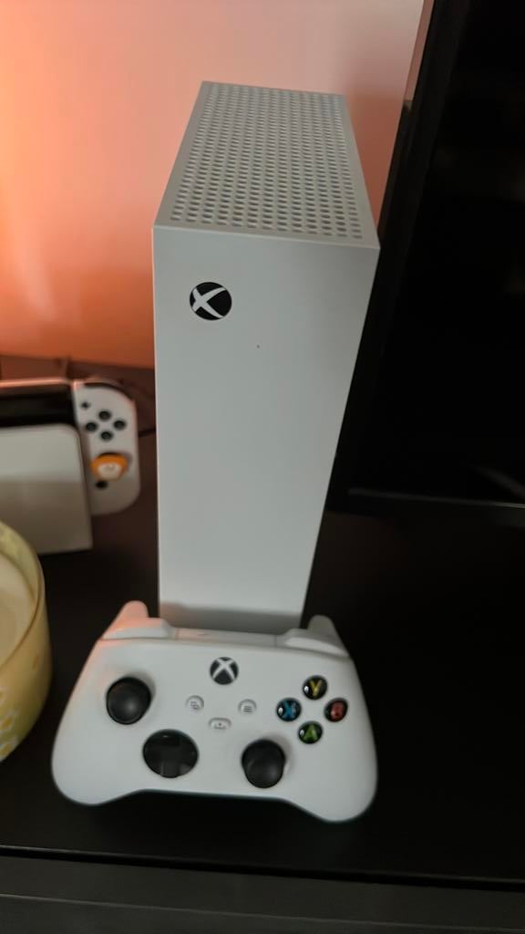 Xbox series s met controller, Games en Spelcomputers, Ophalen, Zo goed als nieuw, Xbox Series S