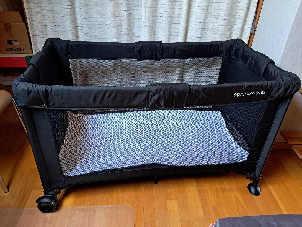 Reisbed voor kindjes, Enfants & Bébés, Berceaux & Lits, Enlèvement, Comme neuf, Lit de voyage