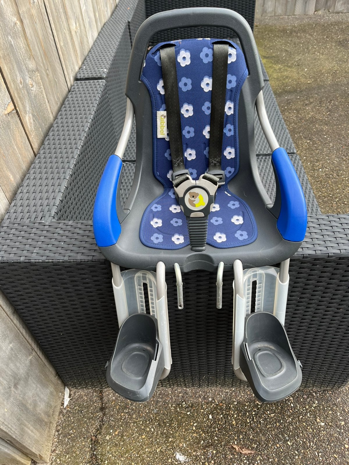 Fietsstoeltje voor aan het stuur te bevestigen, Ophalen, Zo goed als nieuw