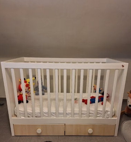 Lit bébé Ikea Stuva, Enfants & Bébés, Moins de 70 cm, Sommier à lattes, Enlèvement, Utilisé