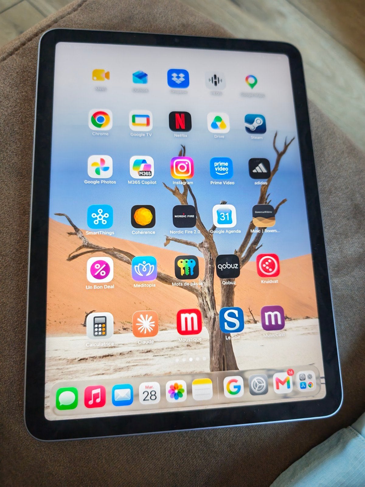 iPad air 5e generatie -256 GB, Computers en Software, Apple iPads, Ophalen, Apple iPad Air, 11 inch, Zo goed als nieuw