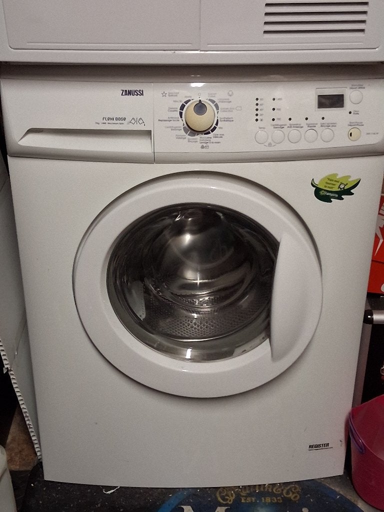 Lave linge ZANUSSI, Electroménager, Lave-linge, 1200 à 1600 tours, 6 à 8 kg, Programme lavage à la main, Chargeur frontal
