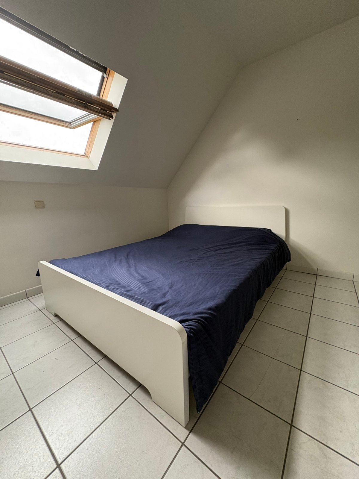 Twijfelaar bed + gratis (oude) Matras, Ophalen, Gebruikt, Wit, 140 cm