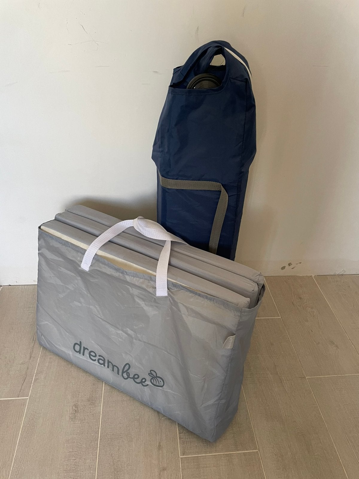 Blauw dreambee reisbedje met matras, Ophalen, Gebruikt, Reisbedje