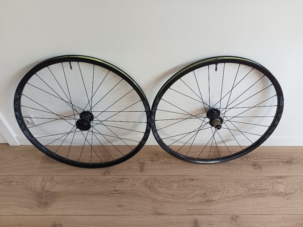 Paire de roues/paire de roues Sun Ringle Attack Comp, Enlèvement, Utilisé, Aluminium, Mountainbike