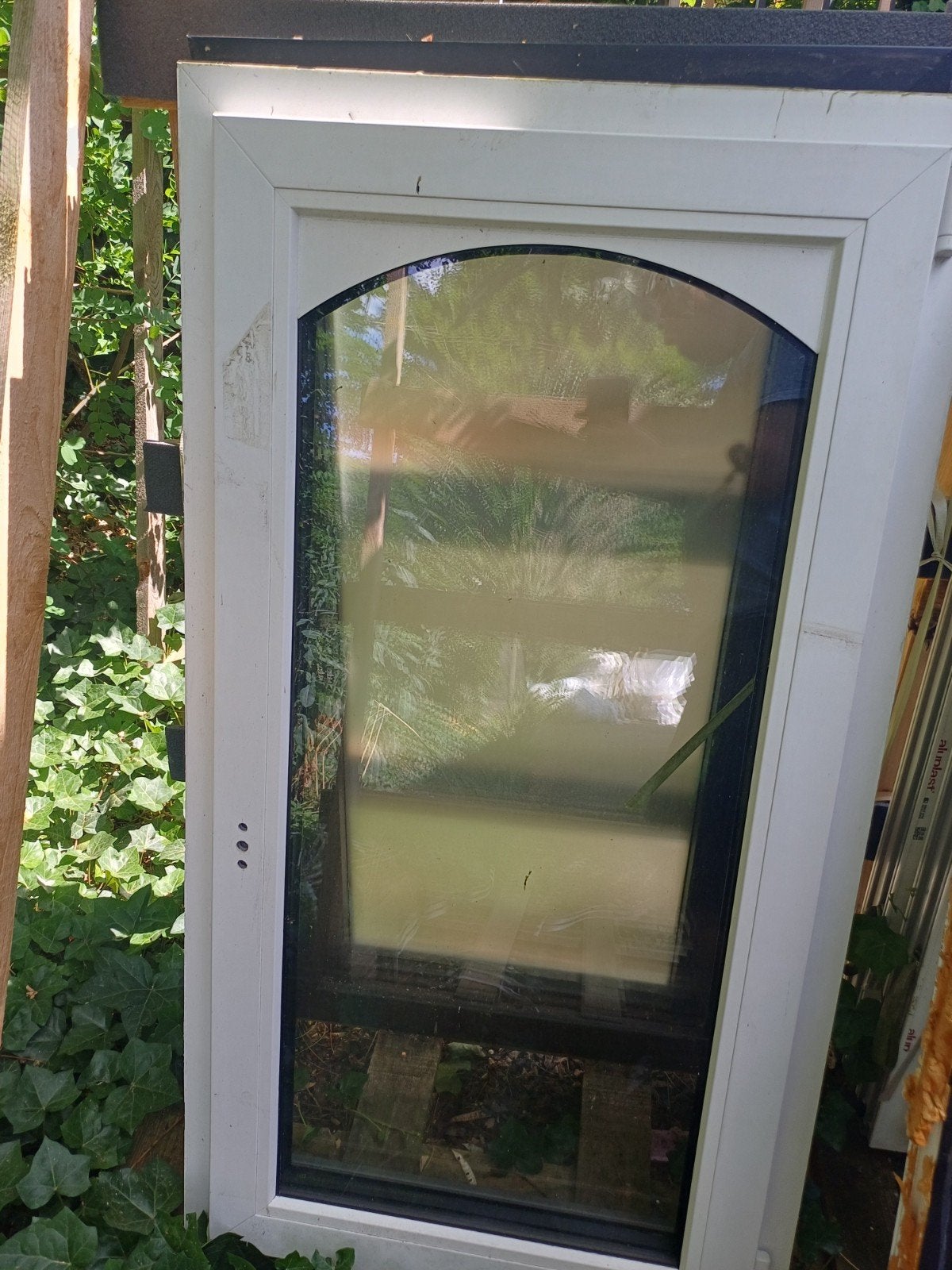 Pvc kader met glas inbegrepen, Ophalen, Gevelraam of Ruit, 120 tot 160 cm, Zo goed als nieuw