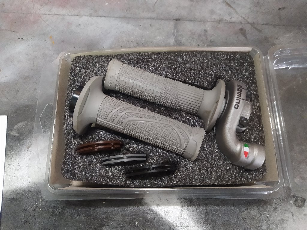 Domino Griffe universal, Motoren, Ophalen of Verzenden, Nieuw