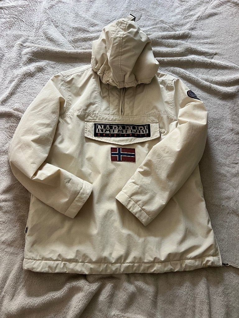 Napapijri jas Medium, Maat 38/40 (M), Beige, Nieuw, Ophalen of Verzenden