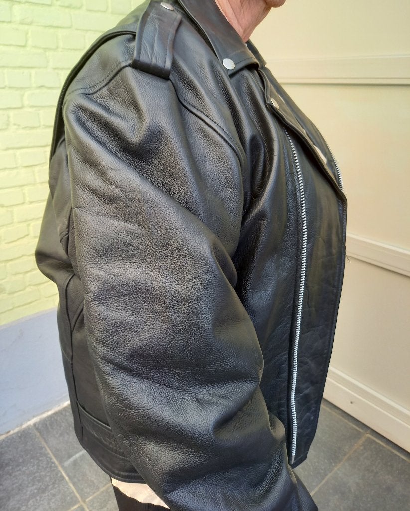 Lederen vest, heren, maat 54, Vêtements | Hommes, Grandes tailles, Neuf, Pull ou Veste, Unicorn, Enlèvement