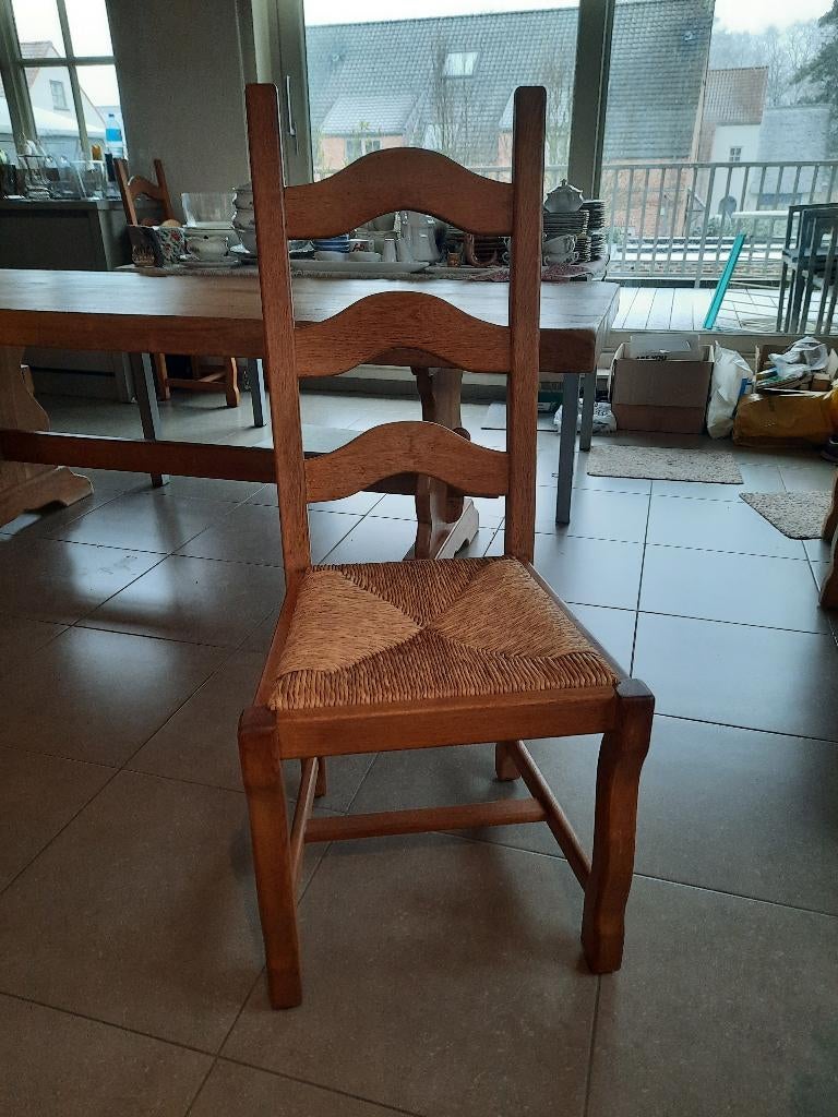 8 klassieke eiken stoelen met rieten zitting, Ophalen