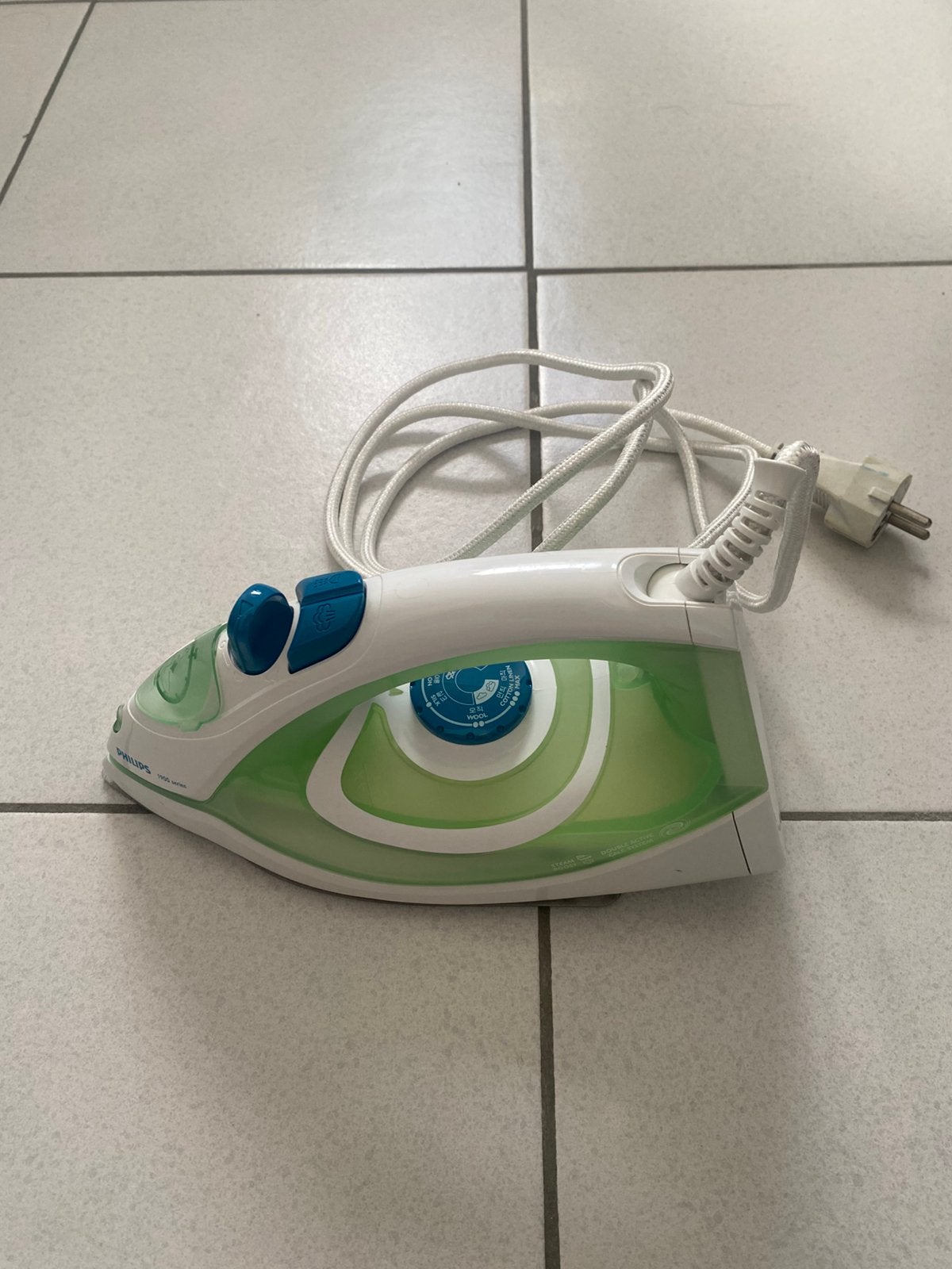 Philips 1900 series Stoomstrijkijzer, Enlèvement, Utilisé, Fer à repasser avec cordon