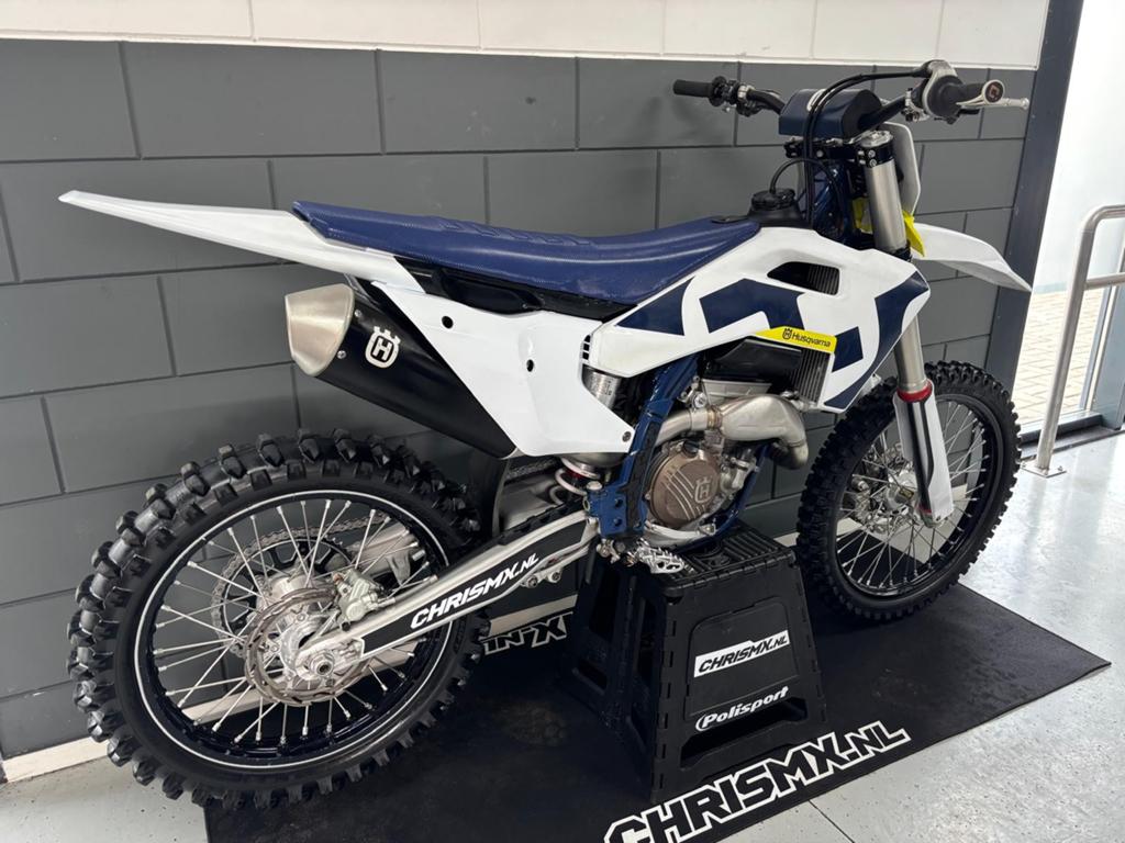 Husqvarna FC 250 en tc 250 en tc 125 2025, 250 cc, Bedrijf, Crossmotor