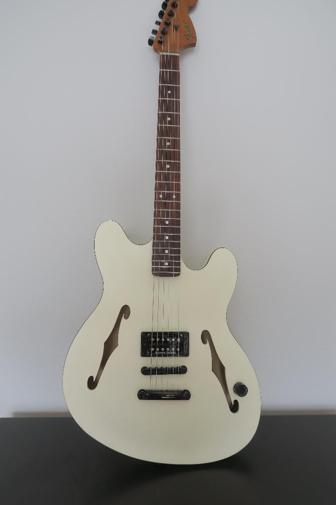 Fender Tom Delonge Starcaster- Olympic White, Ophalen, Zo goed als nieuw, Semi-solid body, Fender