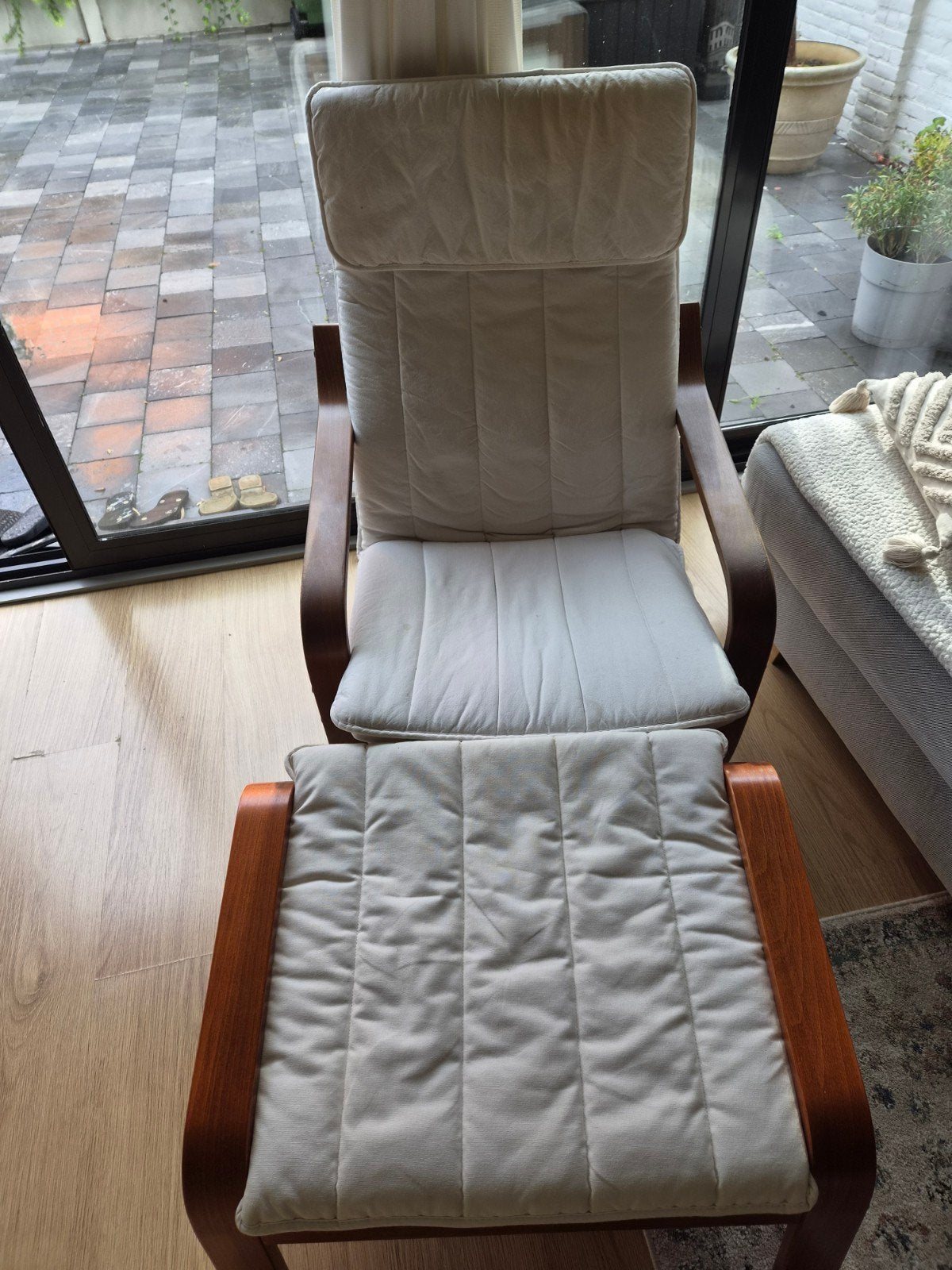 stoel met voetstuk Ikea, Huis en Inrichting, Ophalen, Gebruikt, Overige kleuren, Hout
