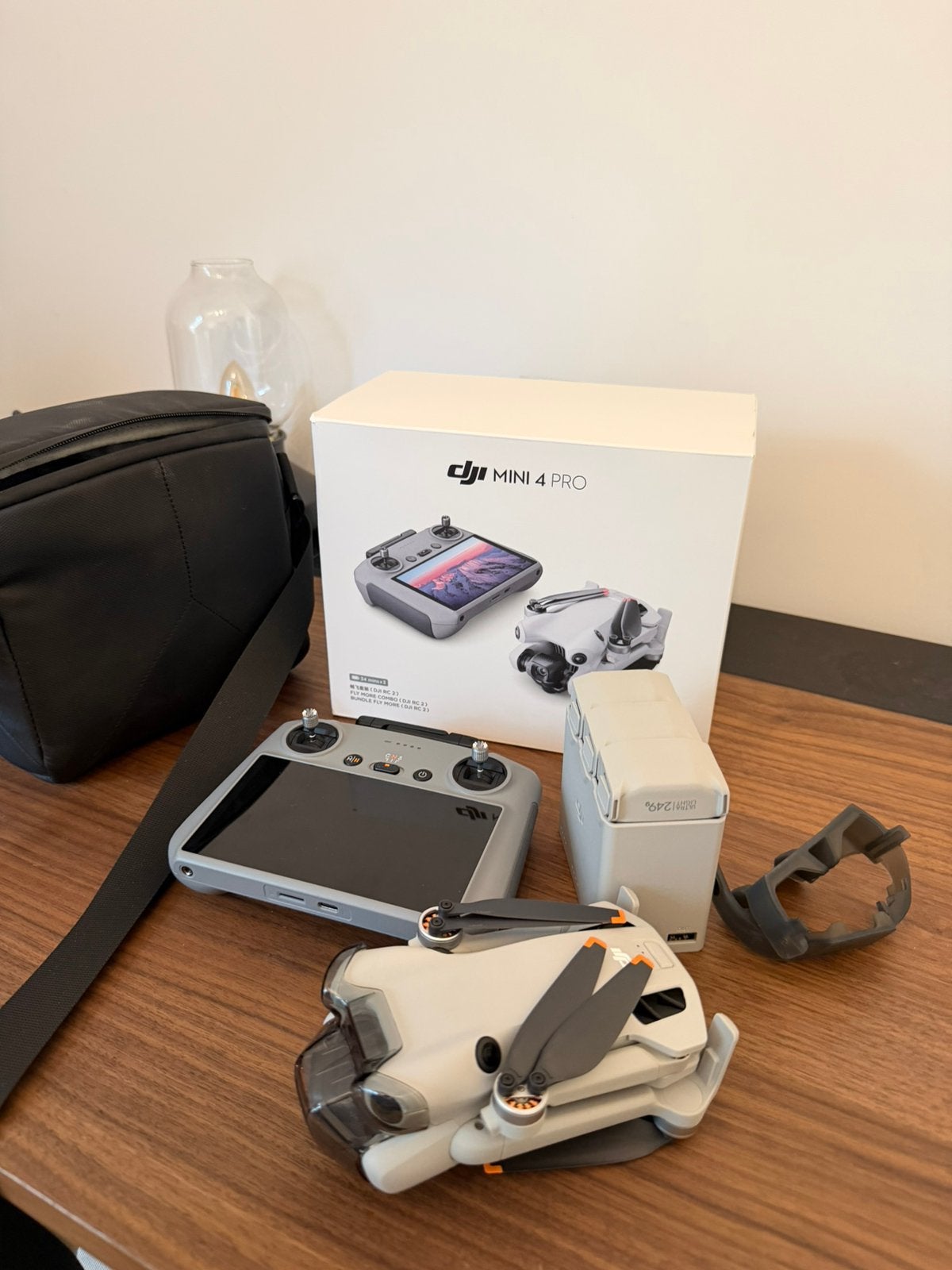 DJI Mini 4 Pro Fly More Combo, Cameradrone, Ophalen of Verzenden, Zo goed als nieuw, DJI