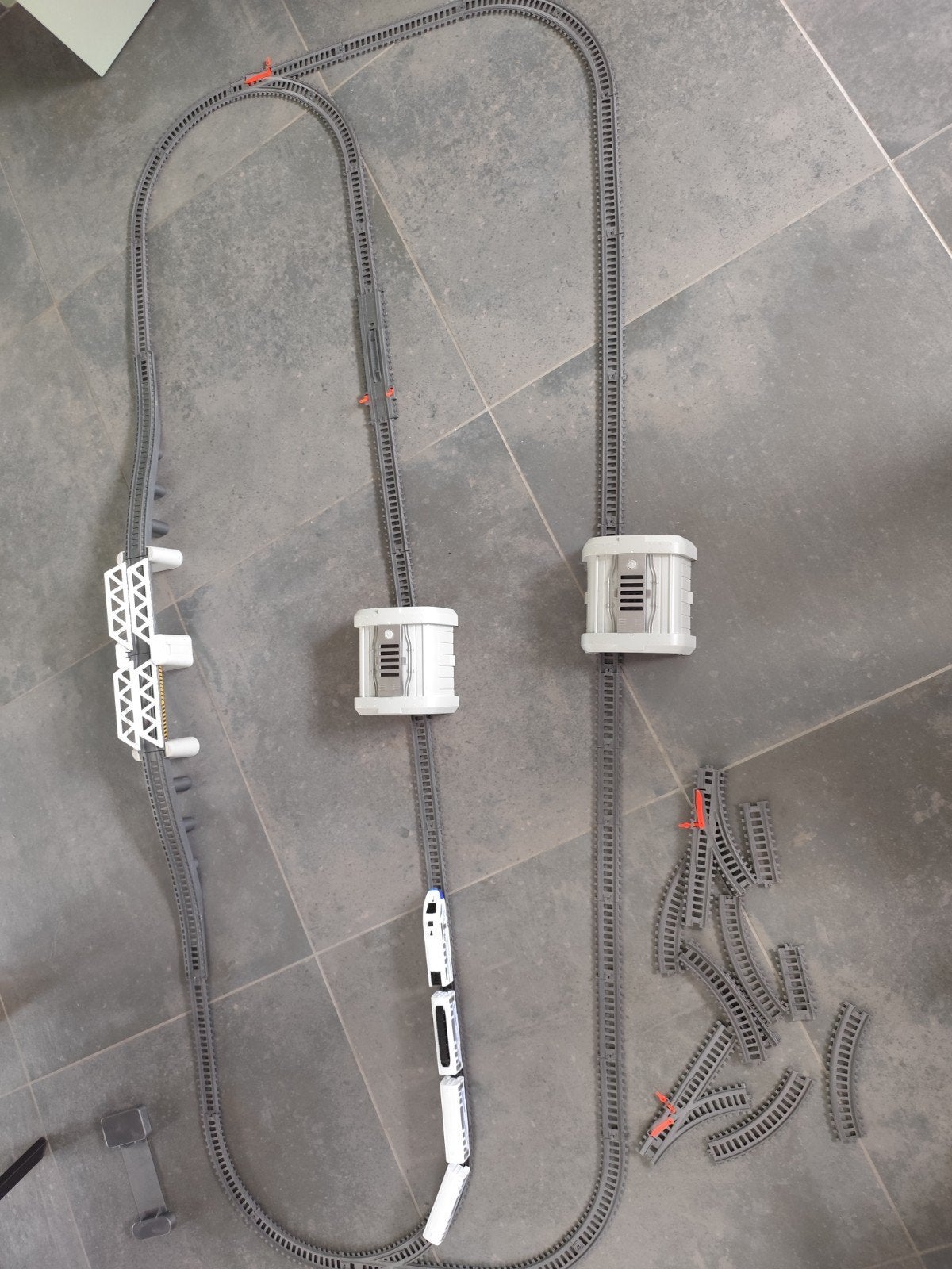 elektrische trein en sporen, Ophalen