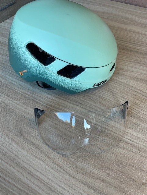 E-bike helm LAZER URBANIZE NTA MIPS LED, Fietsen en Brommers, Ophalen of Verzenden, Zo goed als nieuw, M
