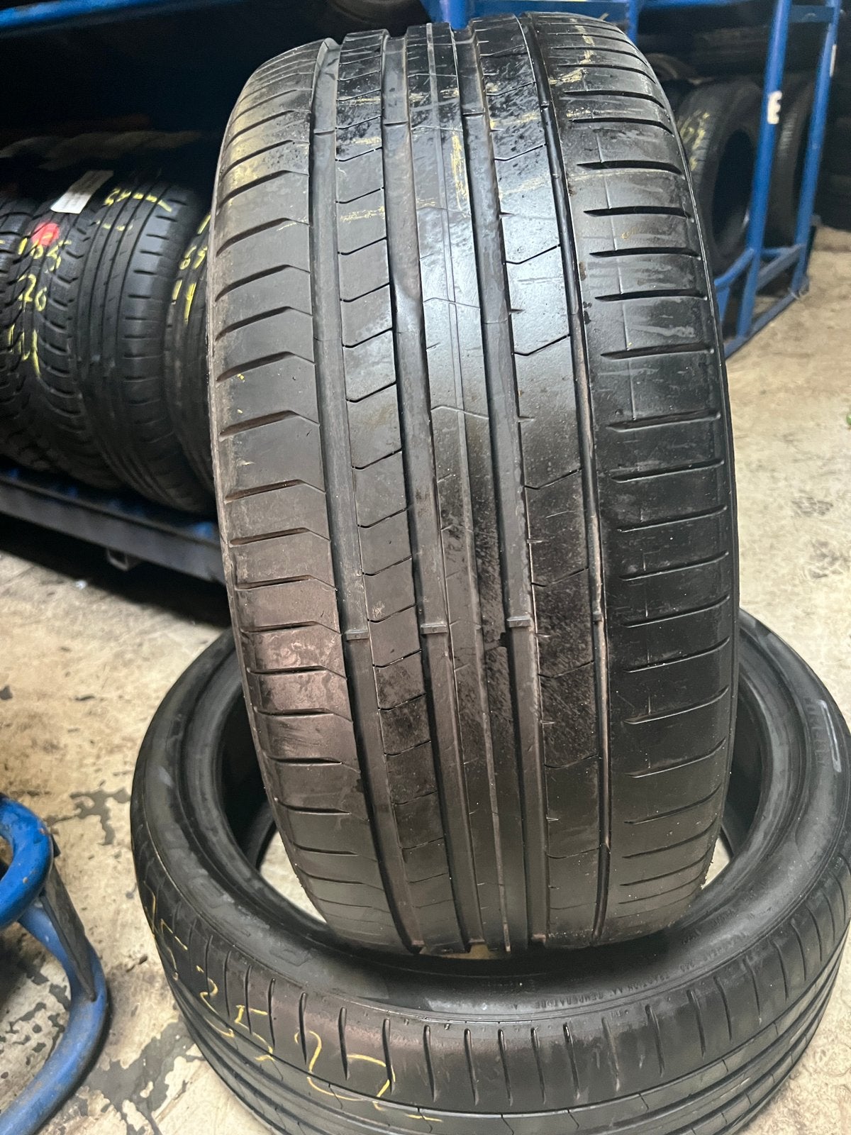 275/35/22 Pirelli avec montage et équilibrage, Autos : Pièces & Accessoires, Enlèvement