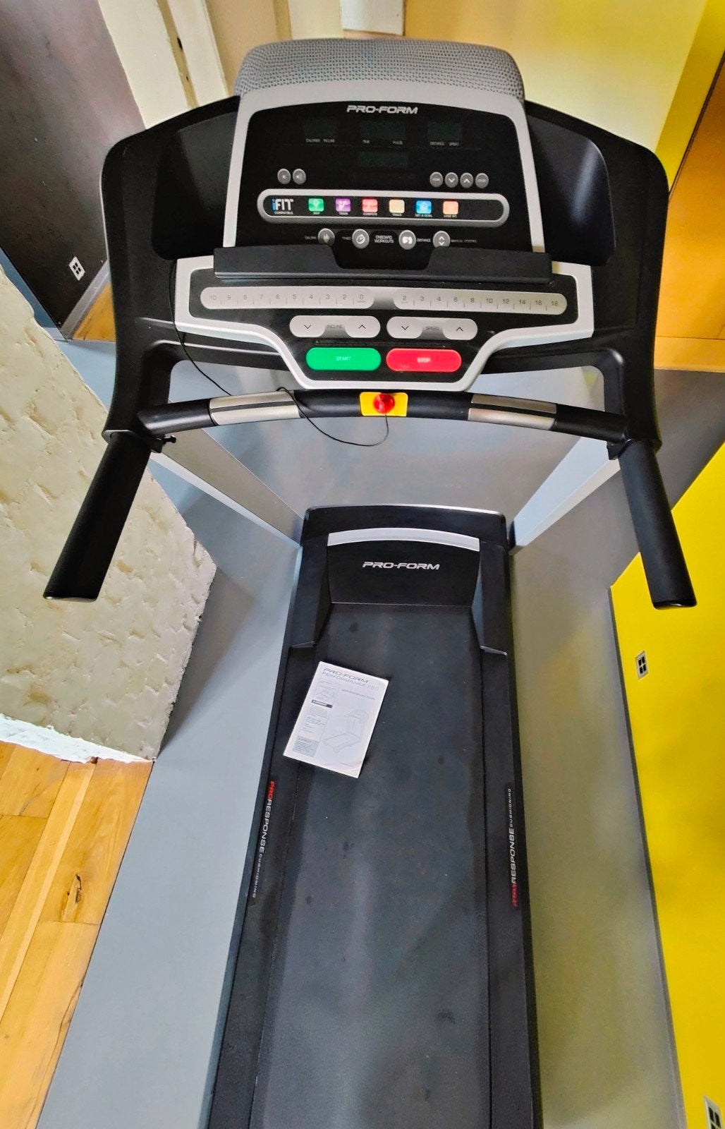 ProForm 750 ZLT Loopband – Breed loopvlak (Nieuwstaat!), Sport en Fitness, Fitnessapparatuur, Ophalen, Zo goed als nieuw, Metaal