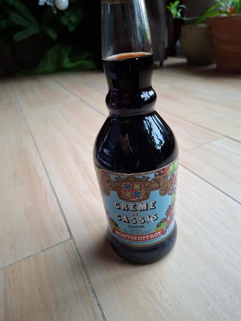 likeur creme de cassis, Nieuw, Ophalen of Verzenden, Vol, Overige typen
