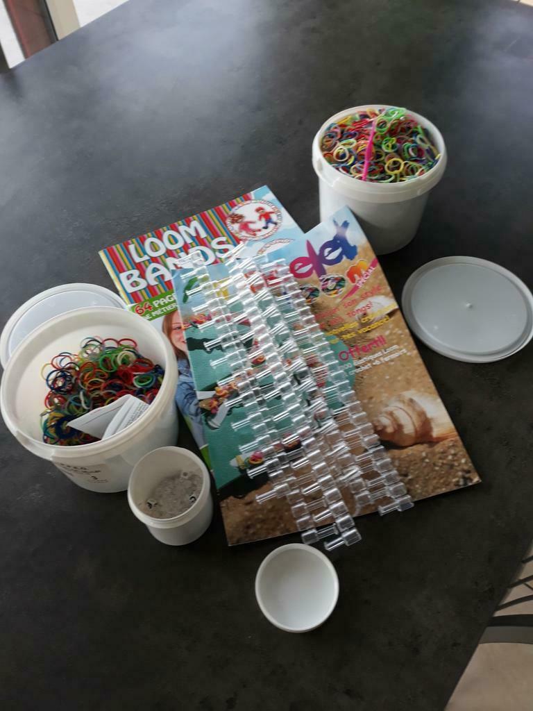 Loom bands élastiques, Ophalen of Verzenden, Zo goed als nieuw