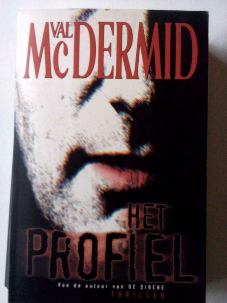 HET PROFIEL. Thriller. Val McDermid., Enlèvement ou Envoi, Utilisé, Europe autre