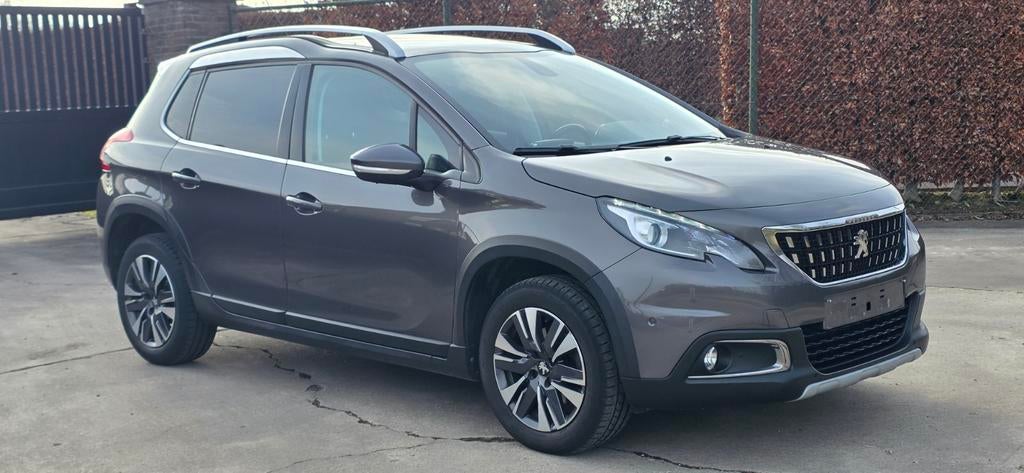 Peugeot 2008 1.2 Benzine Automaat 49d.km., Automaat, Monovolume, Euro 6, 4 cilinders