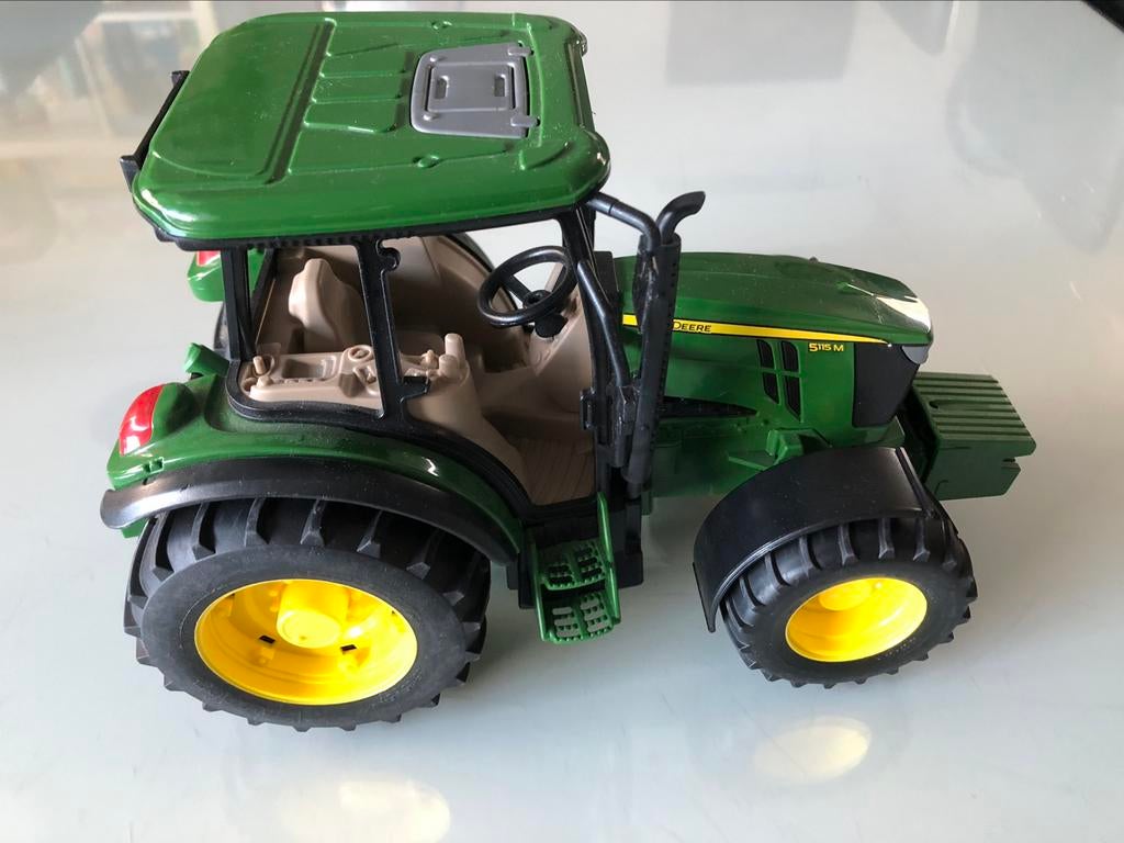 Speelgoed Traktor bruder john deere + gratis traktor, Kinderen en Baby's, Speelgoed |Speelgoedvoertuigen, Ophalen of Verzenden