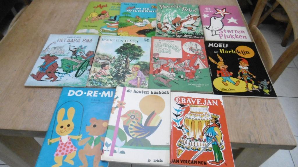 11 oude leesboeken voor kinderen  uit de jaren  '50 ,'60 ,'7, Boeken, Kinderboeken | Jeugd | onder 10 jaar, Gelezen, Ophalen of Verzenden