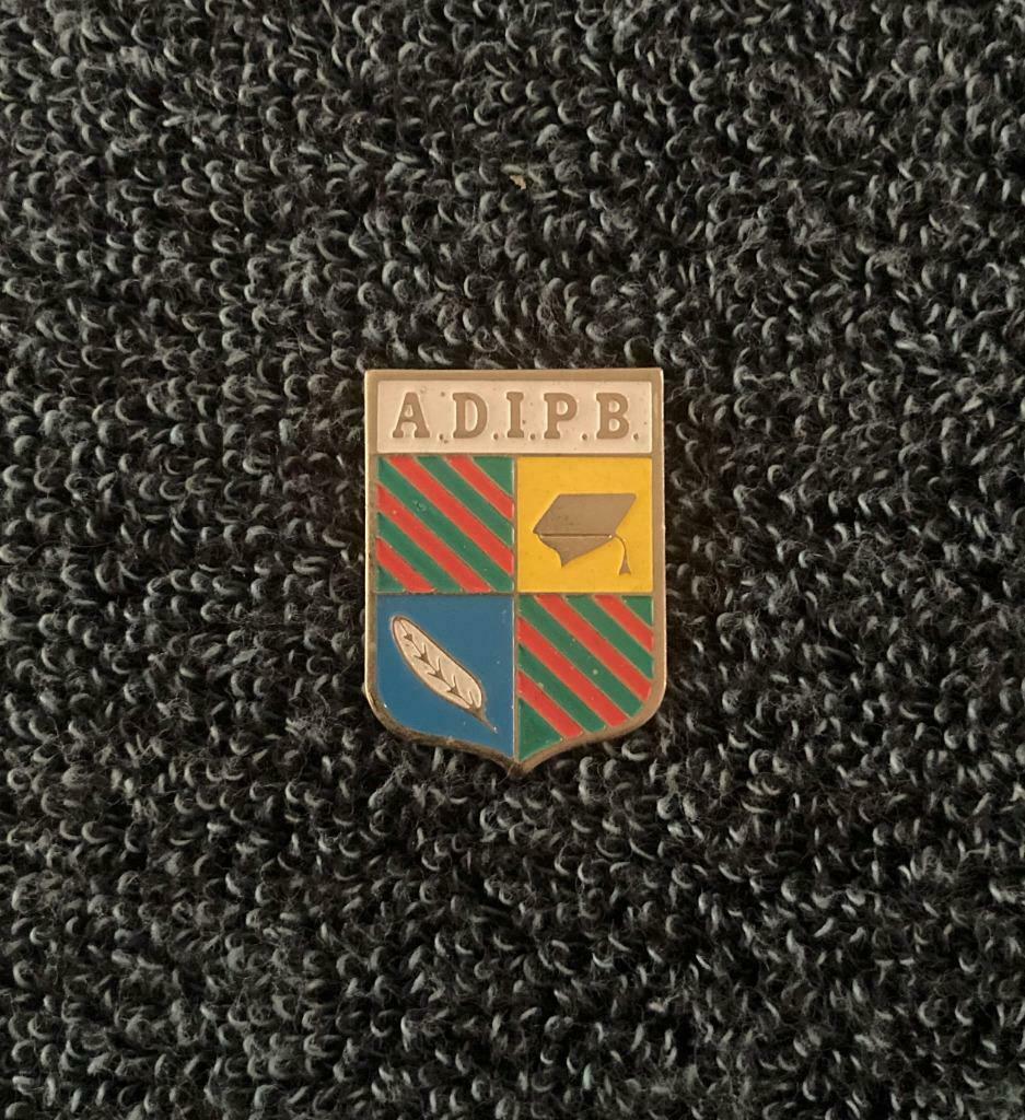 PIN - A.D.I.P.B. Académie pour la Défense et l'Illustration, Envoi, Utilisé, Autres sujets/thèmes, Insigne ou Pin's