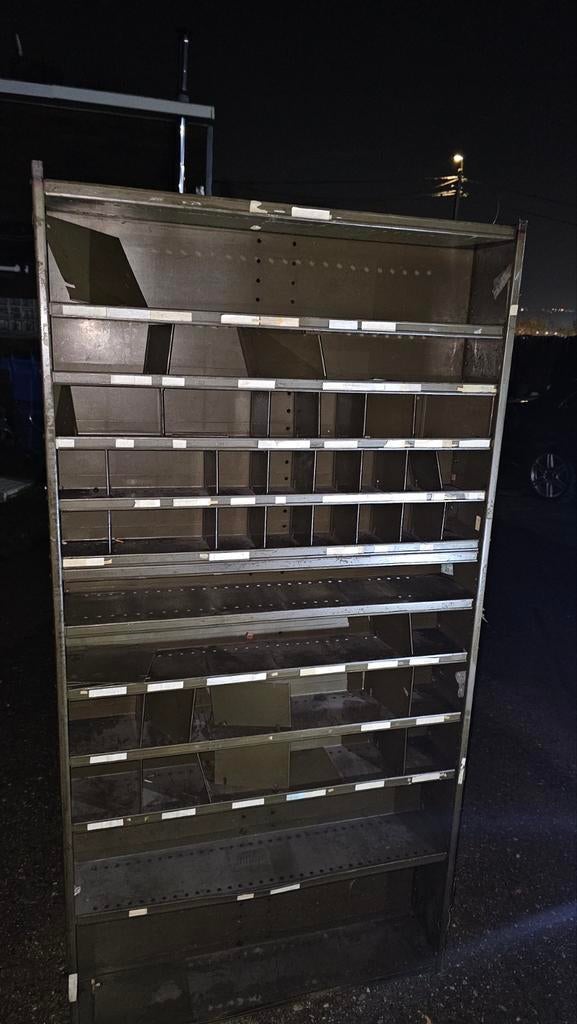 Armoire rangement, Enlèvement, Utilisé
