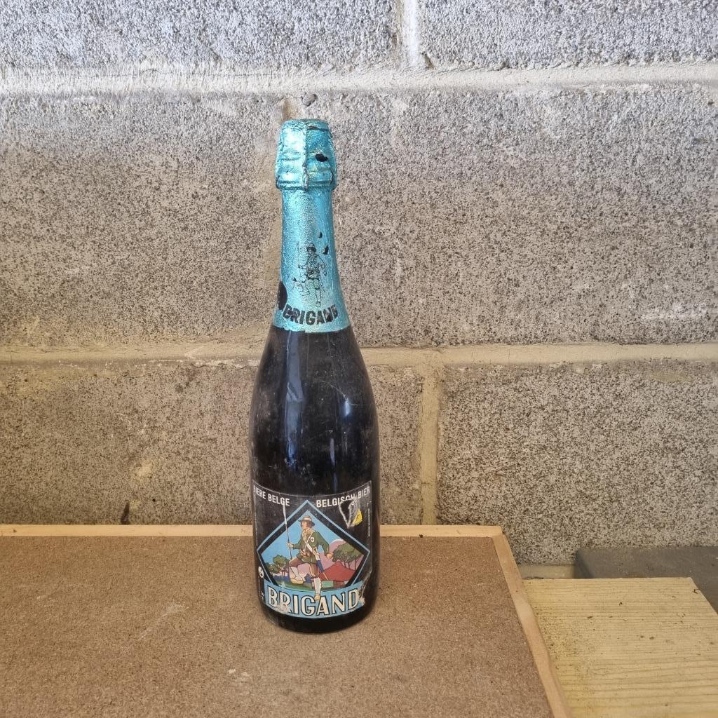 Bouteille de bière Brigand (modèle 4), Ophalen of Verzenden, Gebruikt, Flesje(s), Overige merken