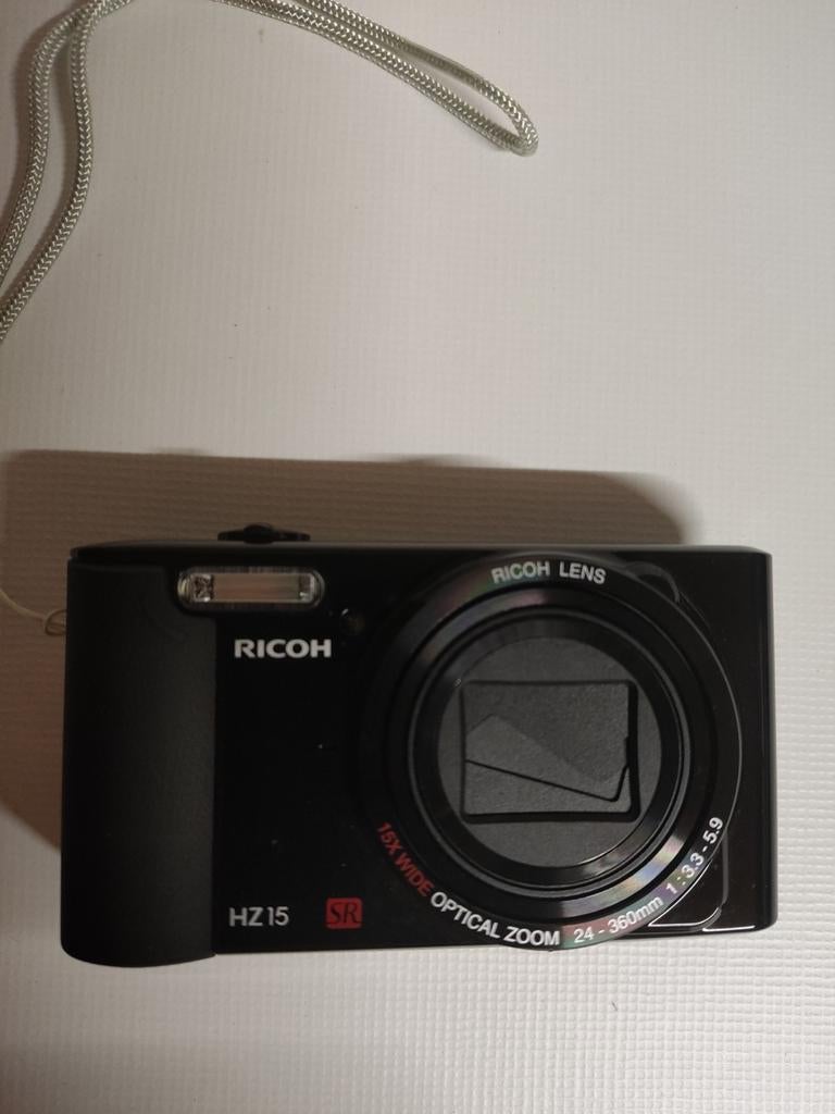 Camera 16 megapixels Ricoh HZ15 met cameratasje, Enlèvement, Comme neuf