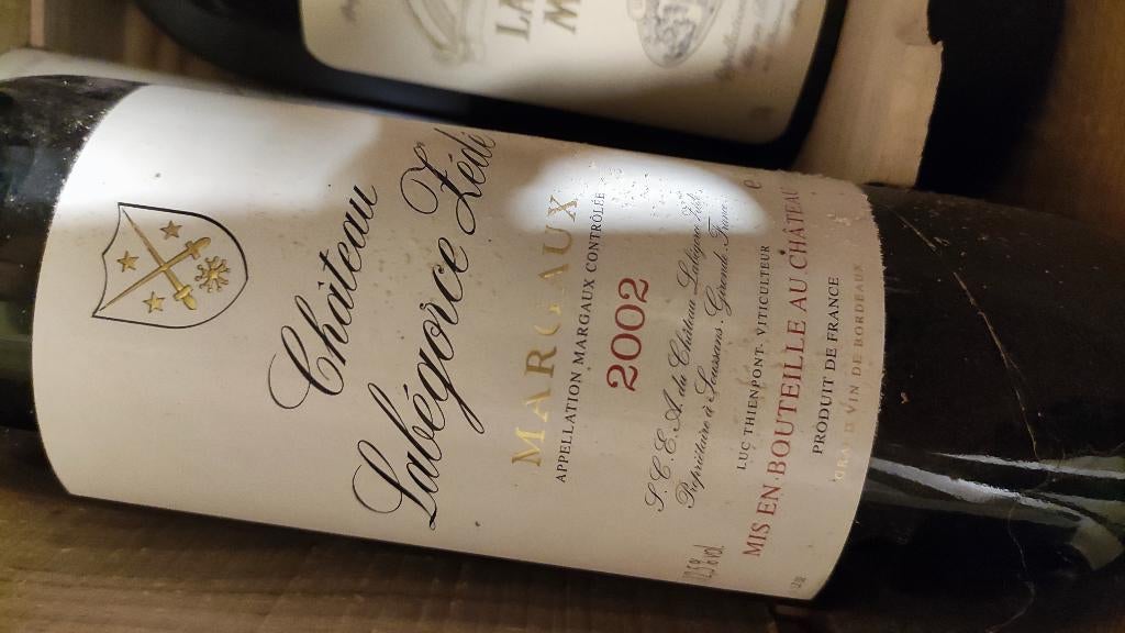Particulier vends plusieurs anciens millésimes, Verzamelen, Wijnen, Zo goed als nieuw, Rode wijn, Frankrijk, Ophalen