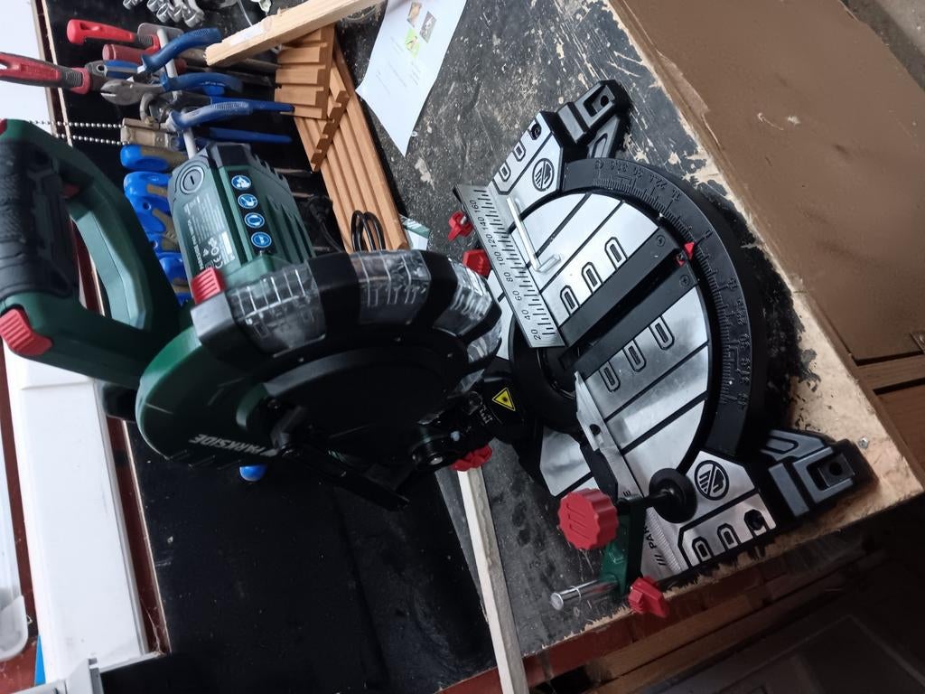 Splinternieuwe zaagmachine, Ophalen of Verzenden