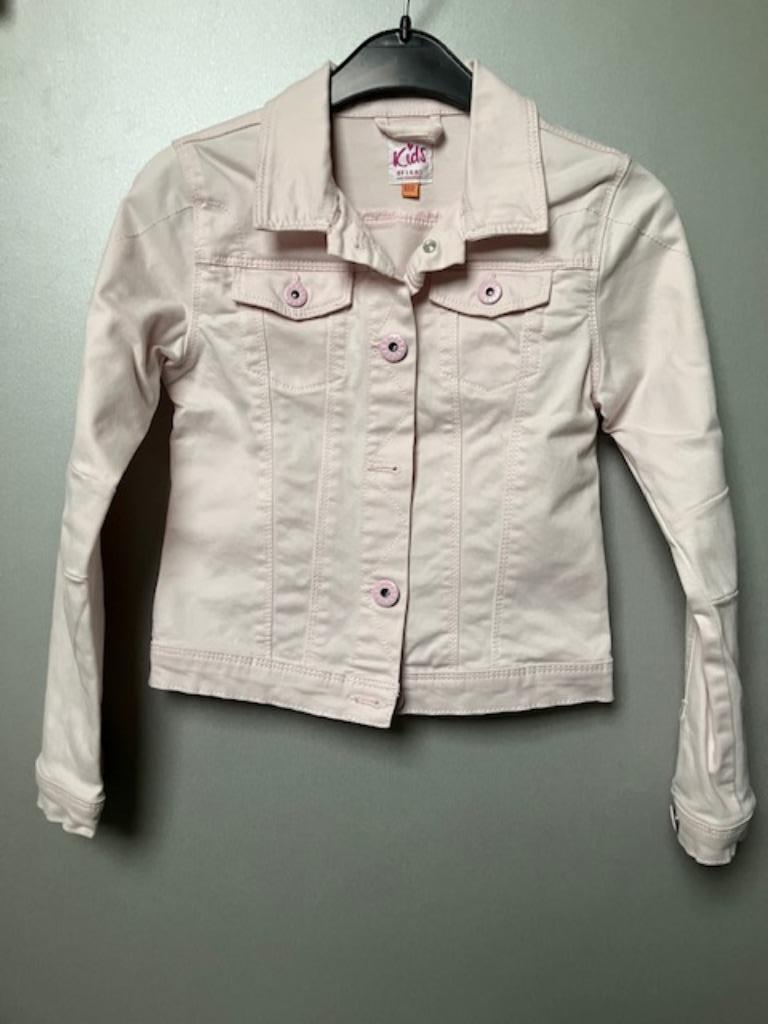 maat 122 jasje roze (dun jeans jasje), Kinderen en Baby's, BEL&BO, Meisje, Ophalen of Verzenden, Zo goed als nieuw