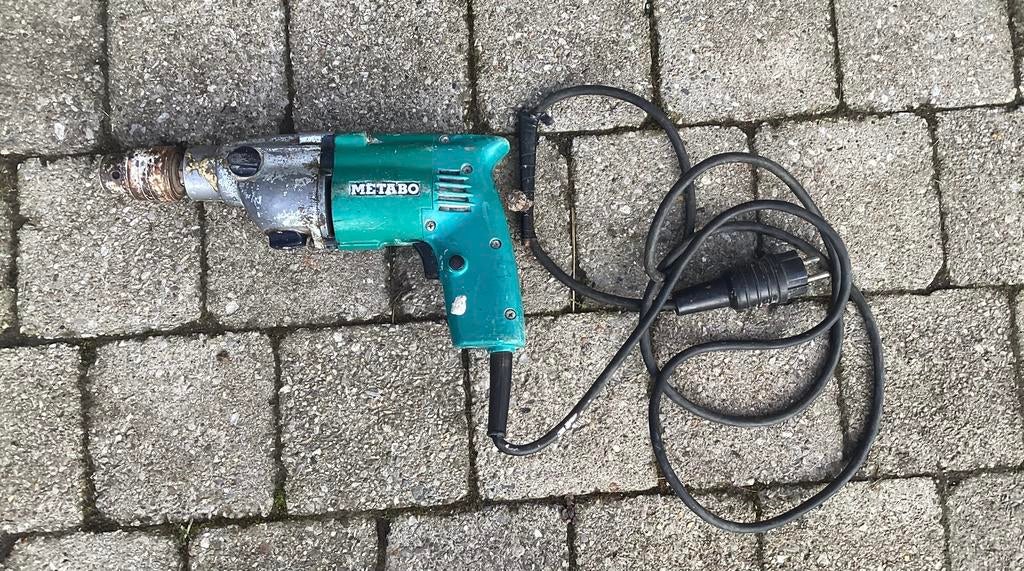 Perceuse, Bricolage & Construction, 600 watts ou plus, Mécanisme de percussion, Enlèvement, Utilisé
