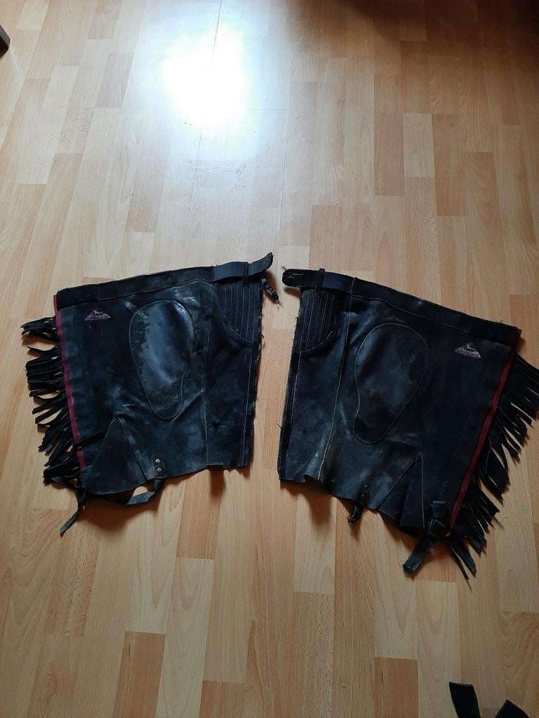 CHAPS, Dieren en Toebehoren, Ophalen, Zo goed als nieuw, Western, Dames