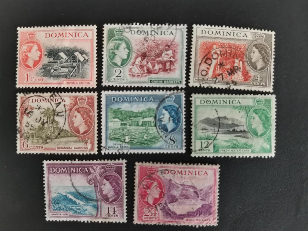 Dominica 1954 - Koningin Elisabeth en zichten, oogsten, Ophalen of Verzenden, Gestempeld, Noord-Amerika