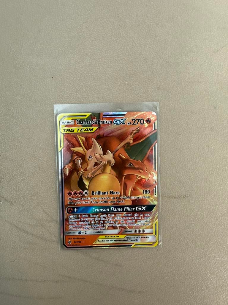 Pokémon kaart Charizard & Braixen GX Cosmic Eclipse 22, Enlèvement ou Envoi, Neuf