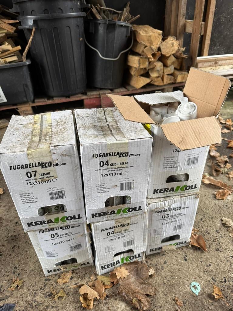 Kerakoll Fugabella Eco Silicone 70 stuks, Ophalen, Zo goed als nieuw