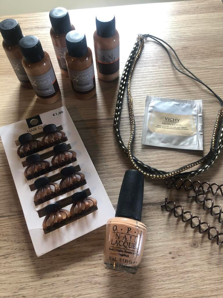 Pack d'échantillons 3 : relooking complet, Enlèvement ou Envoi, Comme neuf, Body lotion, Crème ou Huile