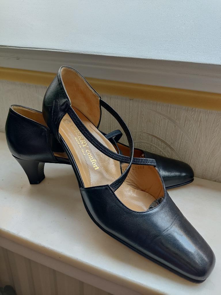 Damesschoenen maat 39,5, Zwart, Ophalen of Verzenden, Schoenen met hoge hakken, Cherry comfort/ Italy