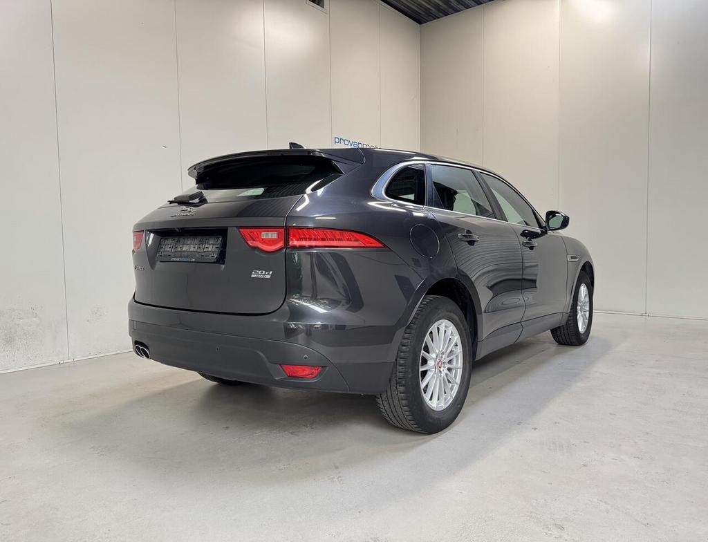 Jaguar F-Pace 2.0d AWD Autom. - EXPORT - Goede Staat!, Auto's, Jaguar, 139 g/km, 4 cilinders, 5 deurs, Particulier
