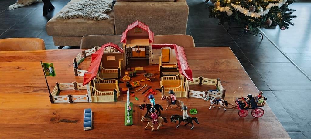 Playmobil grote manege met koets enz, Kinderen en Baby's, Speelgoed | Playmobil, Ophalen of Verzenden